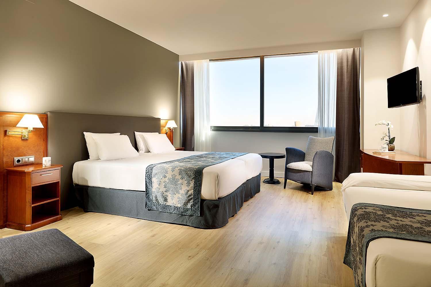 Triple Room,1710116894:JPEG